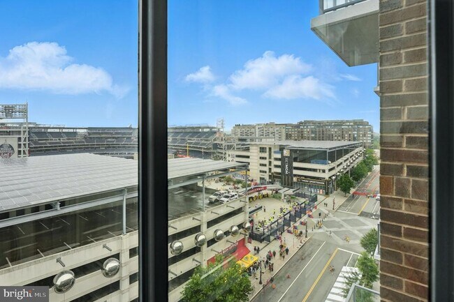 Building Photo - 70 N St SE