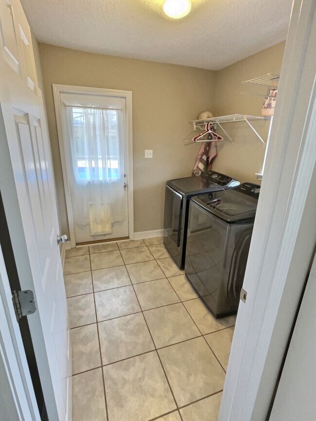 Building Photo - 4-BD, 3-BA Brick Home North of I10 in Biloxi's Shadow Creek Subdivision