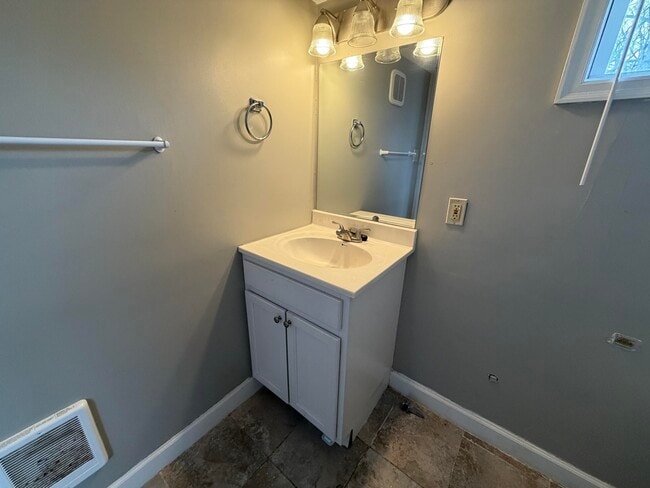 Building Photo - 2910 Mexico Gravel Rd