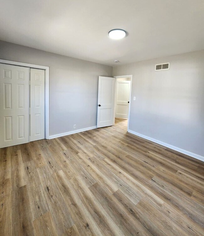 Building Photo - Big Spacious Beautiful Single Family 4 bedroom House for Rent !!!