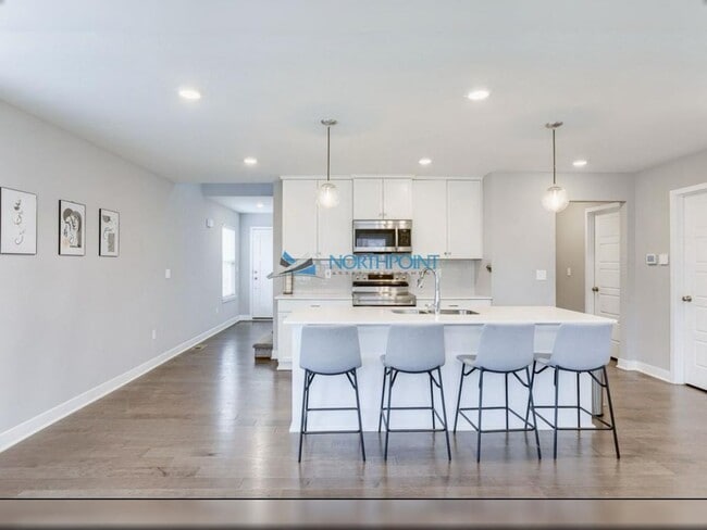 Building Photo - !! MOVE IN SPECIAL: Get 50% OFF on 1st Full Month's Rent when lease is signed by 11/30/2025 !!