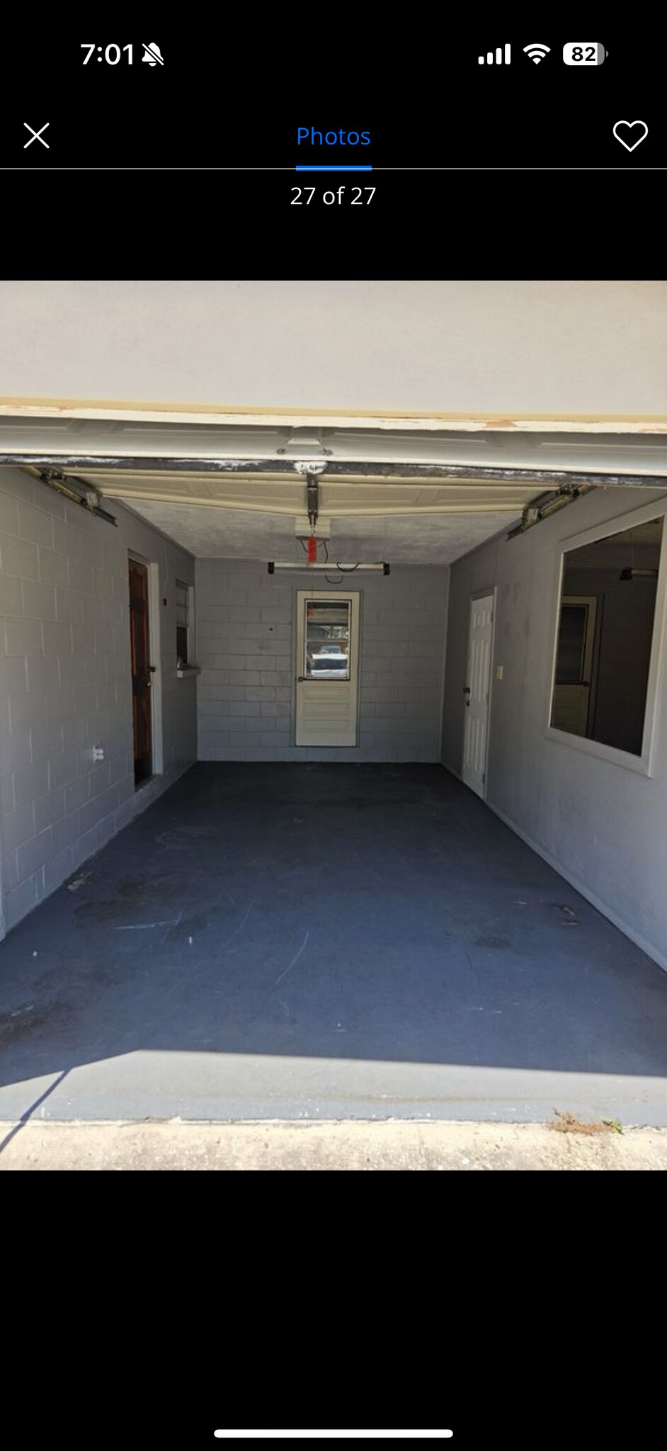 Building Photo - 904 E Crenshaw St