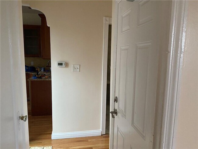 Building Photo - 4210 Surf Ave