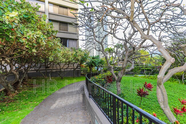 Building Photo - 55 S Kukui St