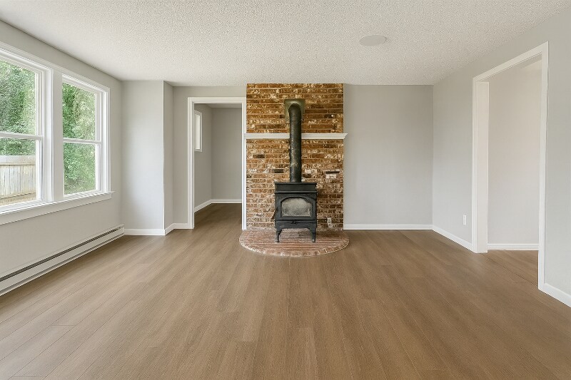 Building Photo - 6143 Vista Dr