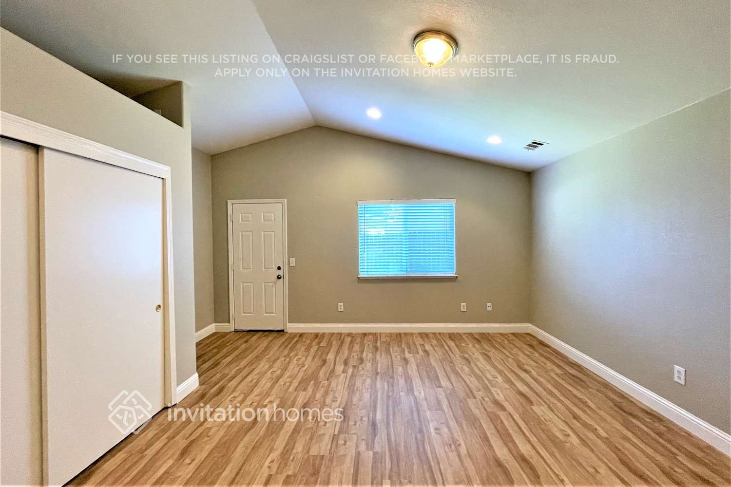 Building Photo - 1006 Breakers Ct