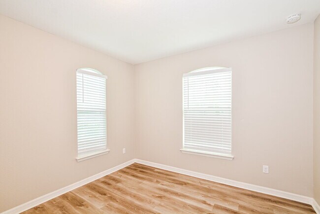 Building Photo - 1105 Atlantic Ave