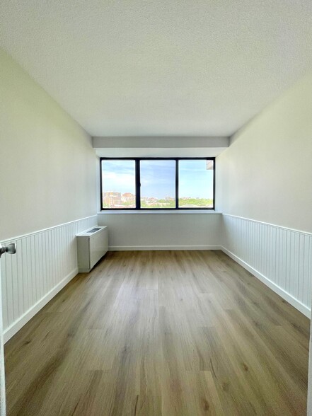 Building Photo - 4141 N Henderson Rd