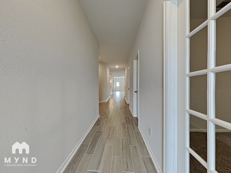 Building Photo - 13217 Villa Sola Dr