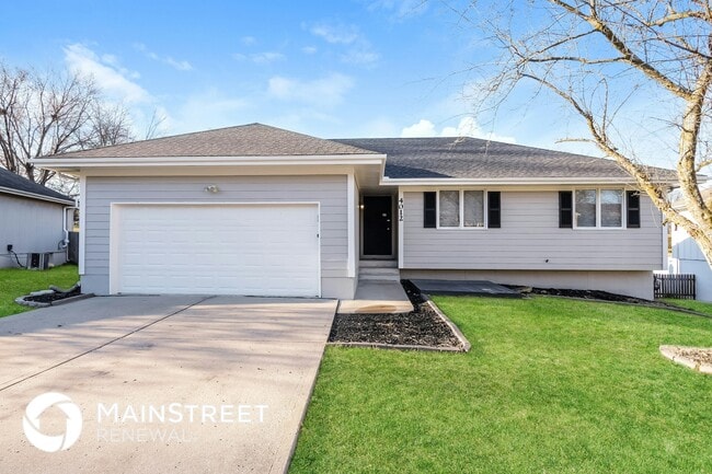 Building Photo - 4012 NW Delwood Ct