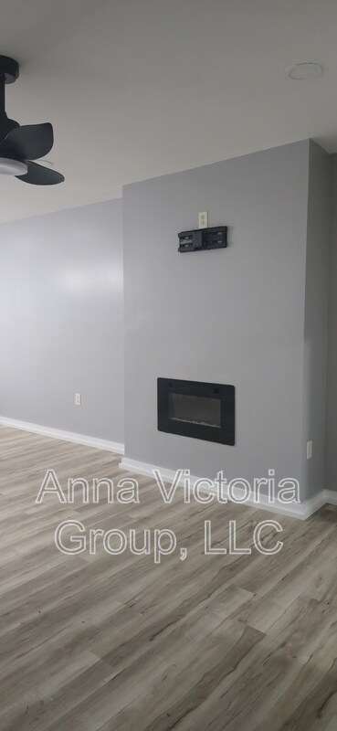 Building Photo - 203 N Carey St
