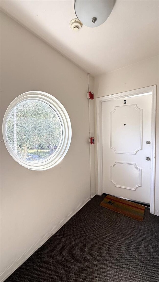 Building Photo - 755 NE 91st St