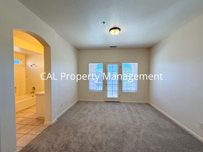 Building Photo - 1159 Cobblestone St