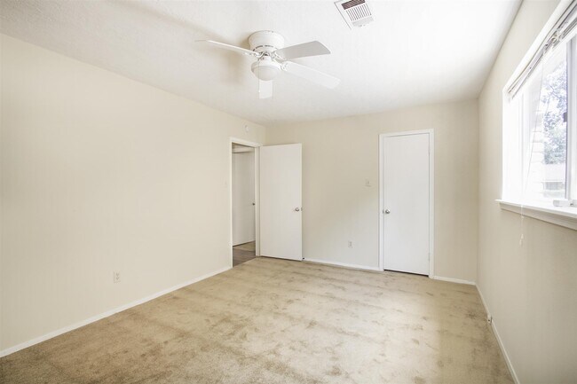 Building Photo - 6019 Spellman Rd