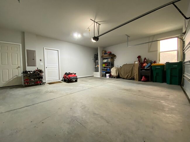 Two car Garage - 5508 Cameron Parc Dr