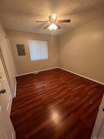 Building Photo - 246 Oak St