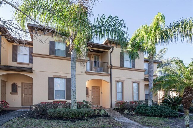Primary Photo - 733 Calabria Ave
