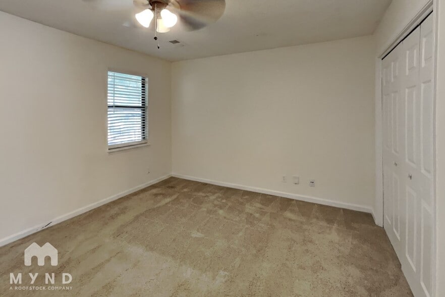 Building Photo - 7225 Little Fawn Pkwy