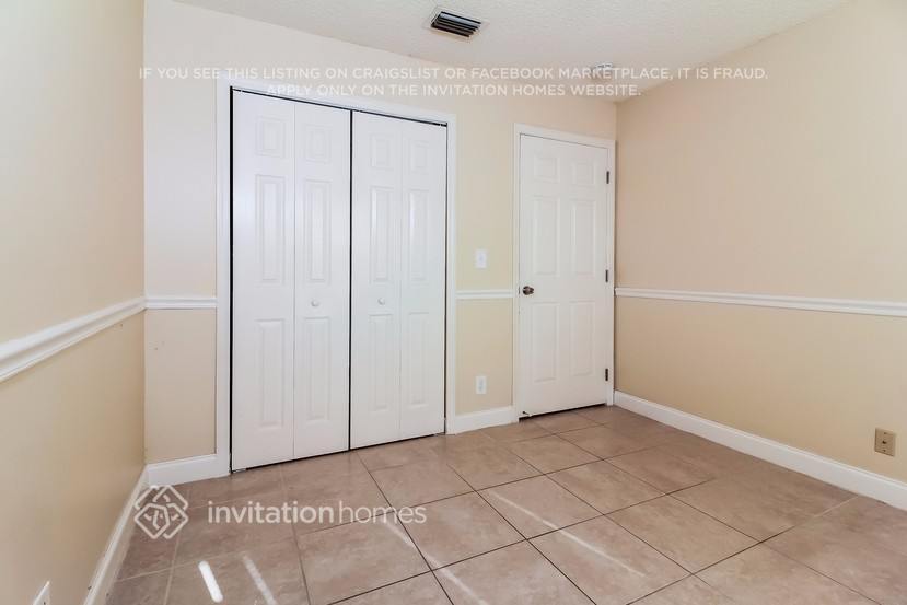 Building Photo - 5447 Twin Oakes Rd