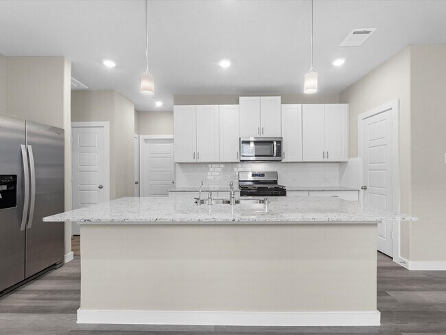 Building Photo - 2010 W Darlington Oak Ct