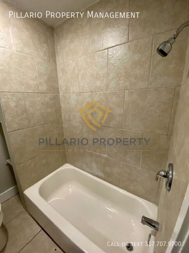 Building Photo - 4515 N College Ave