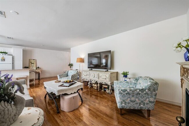 Building Photo - 5521 80th St N