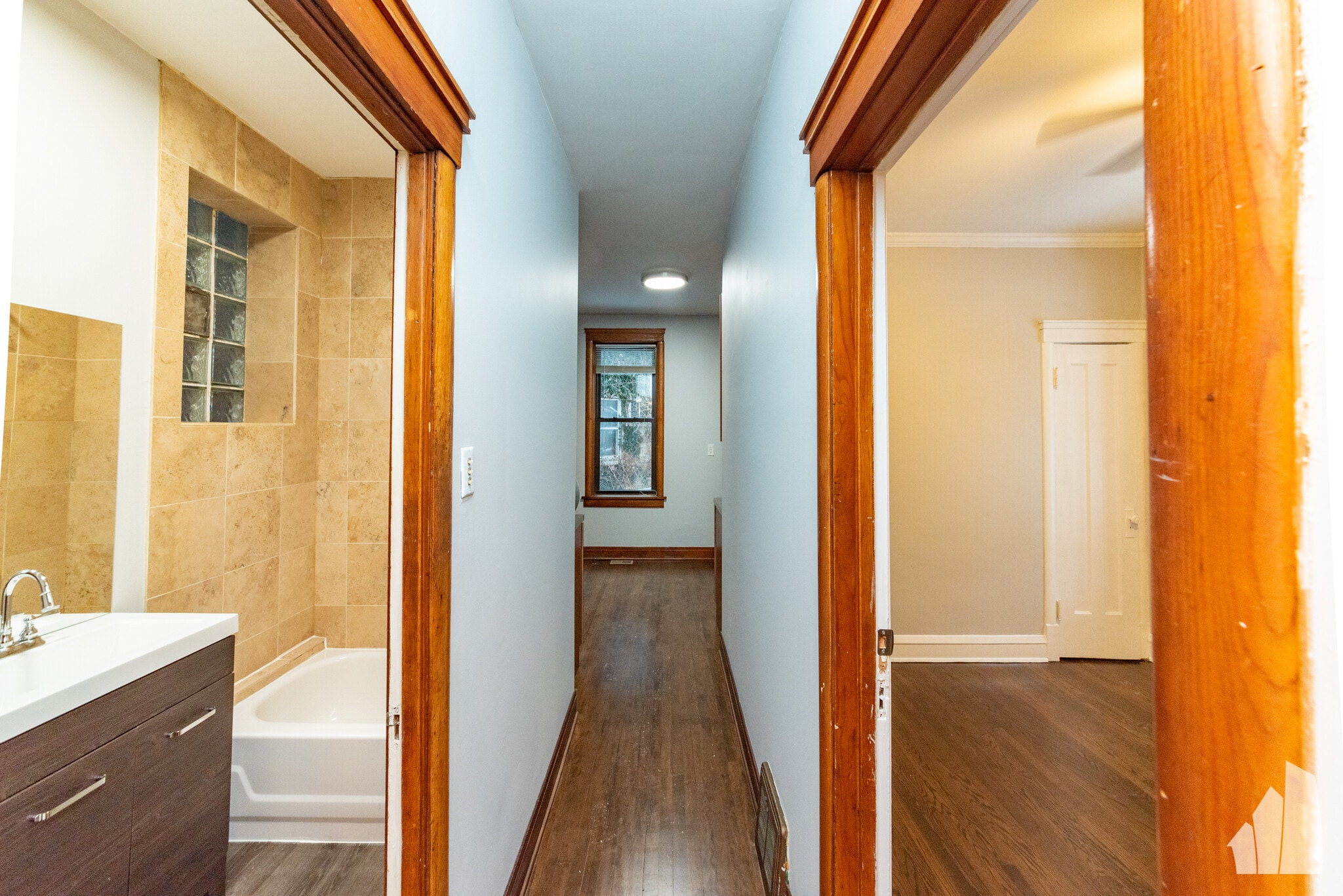 Building Photo - 3524 W Grace St