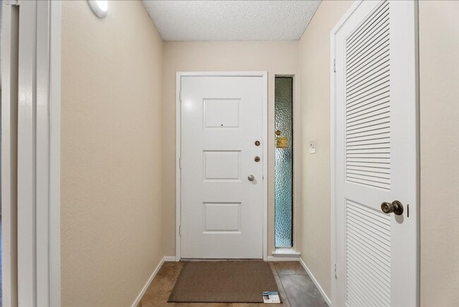 Building Photo - 2491-2491 American River Dr