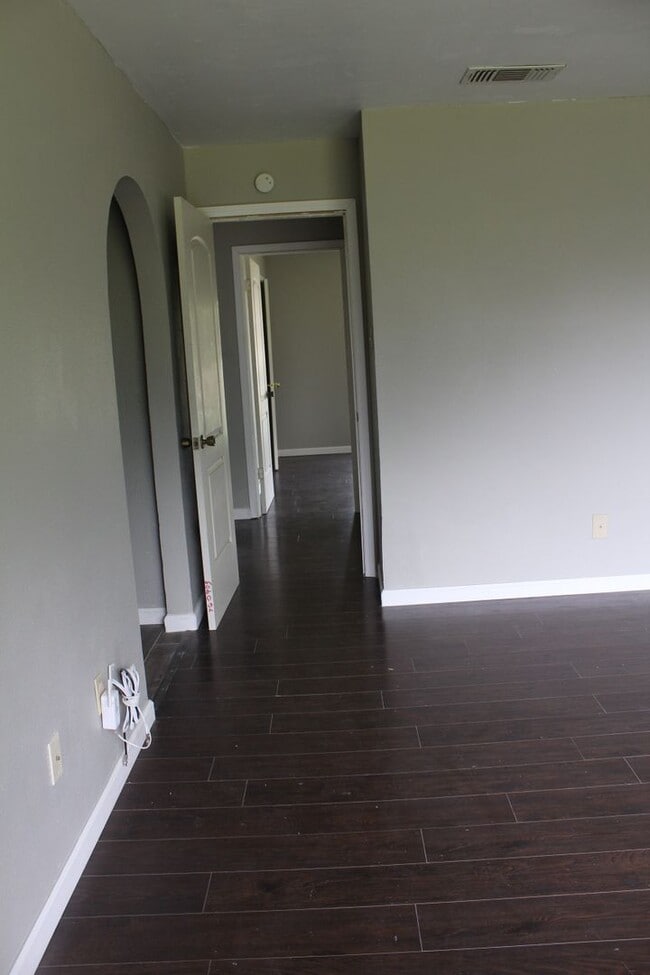 Building Photo - Welcome home!