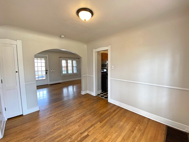 Building Photo - 3345 W 39th Ave