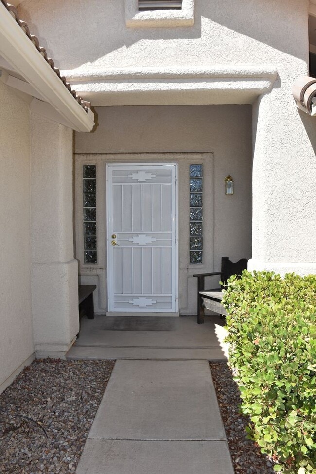 Building Photo - Great House Located in Winterhaven