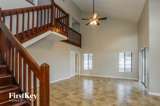 Building Photo - 1503 Chepacket St