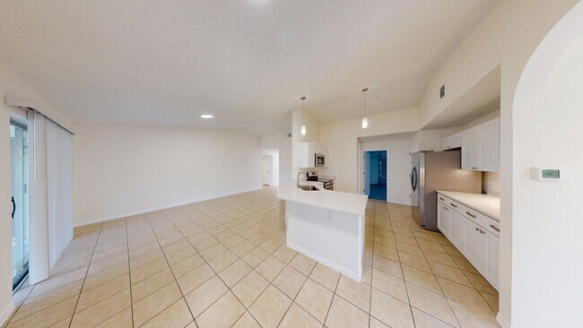 Building Photo - 4Br/ 2Bath Home In Clermont - Available Now!