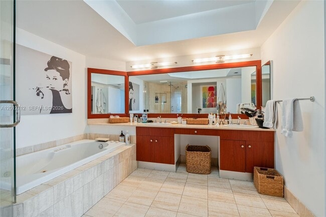 Building Photo - 21205 Yacht Club Dr