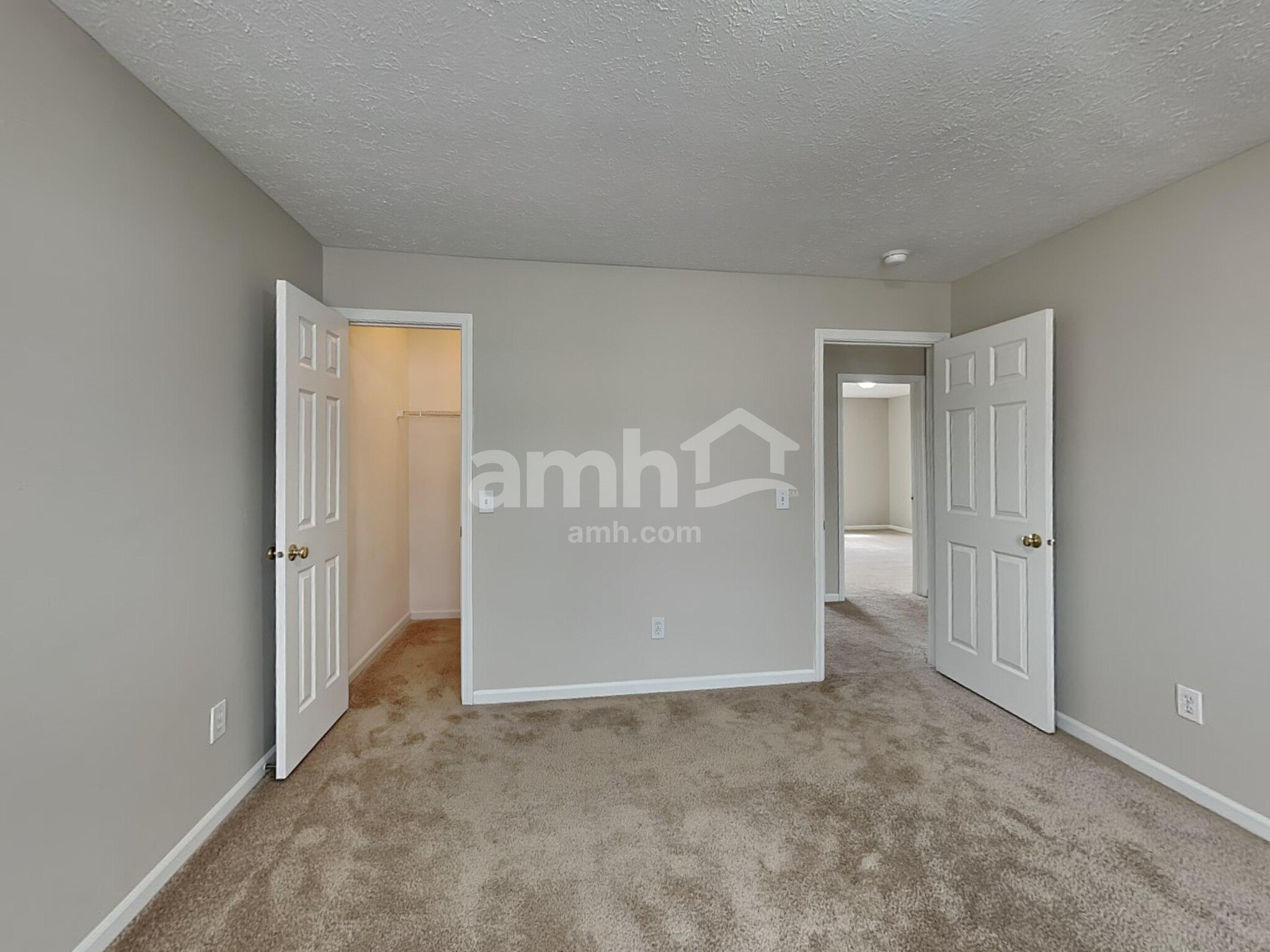 Building Photo - 10765 Standish Pl