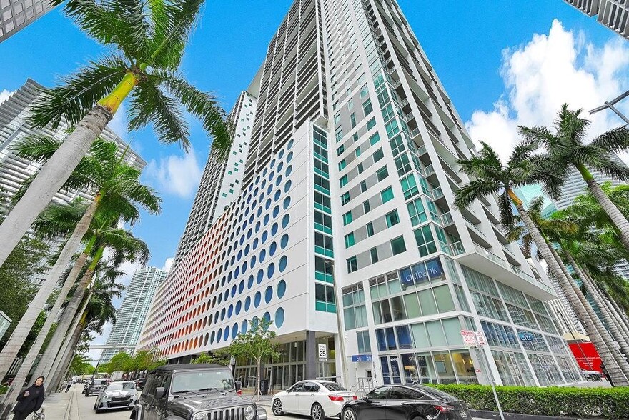 Building Photo - 500 Brickell Ave