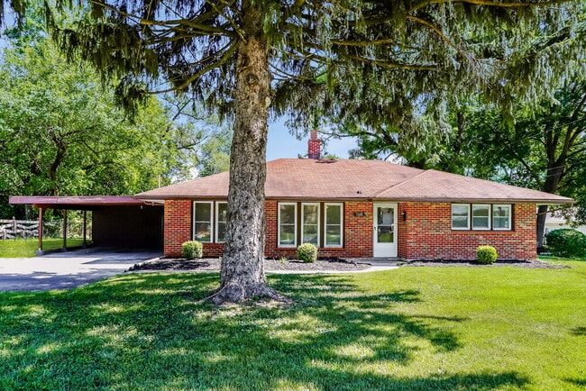 Building Photo - 1545 Washington St