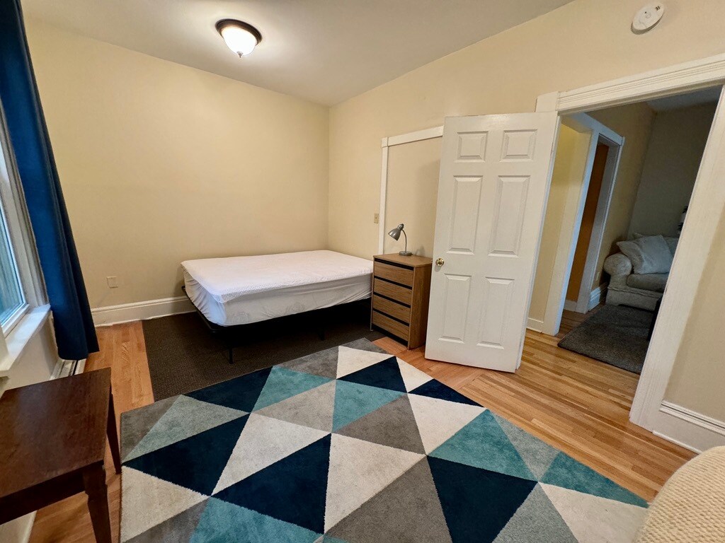 Second bedroom - 262 10th St