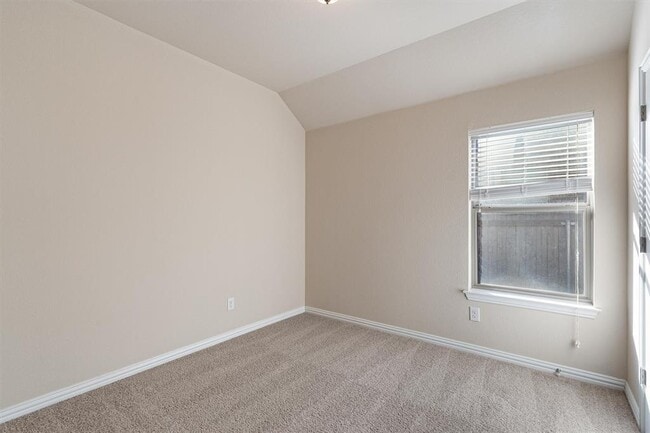 Building Photo - 437 Oyster Creek