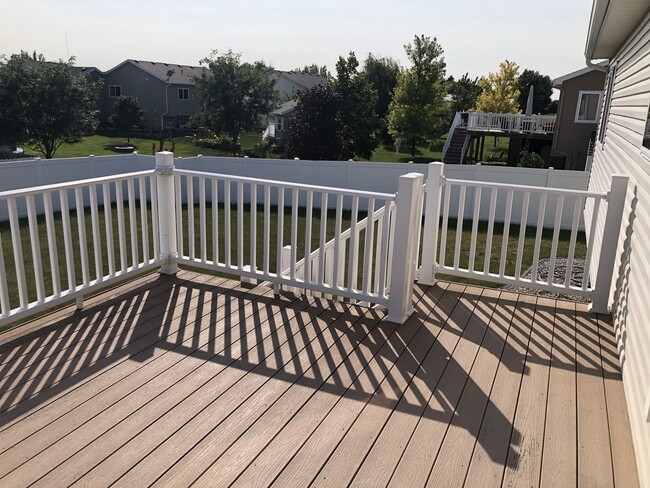 Building Photo - 1585 43rd Ave S