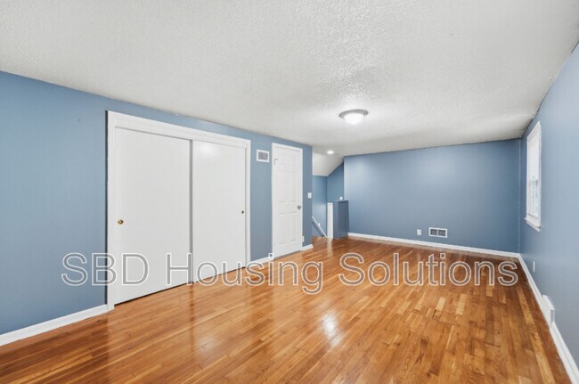 Building Photo - 12812 Bristol Ave