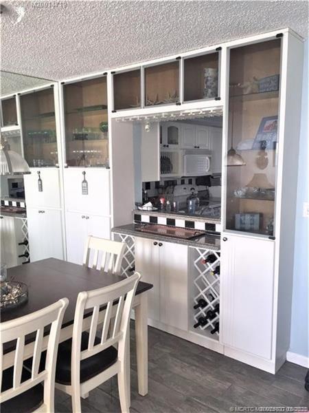Building Photo - 9900 S Ocean Dr