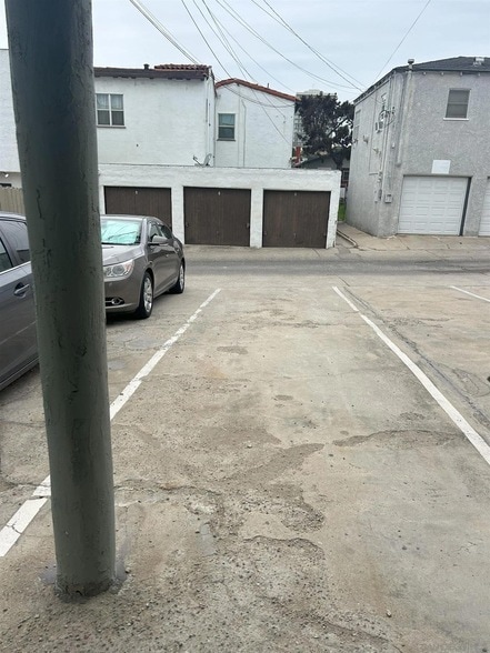 Building Photo - 3936 Mississippi St