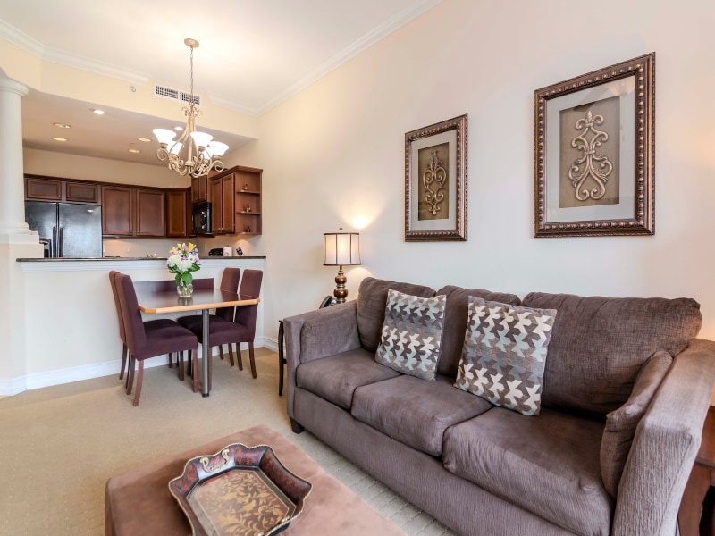 Building Photo - 13941 Clubhouse Dr
