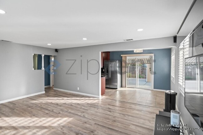 Building Photo - 1814 Armand Dr