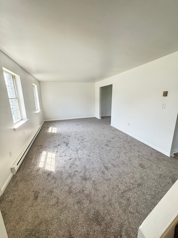Building Photo - 447 Garland Cir
