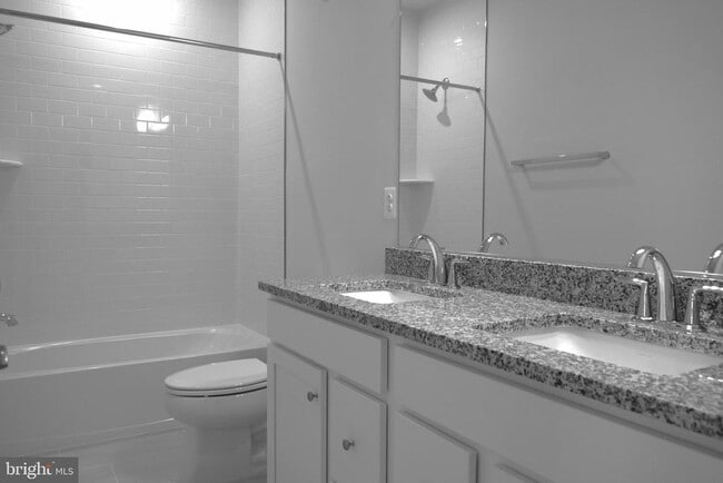 Building Photo - 13542 Innovation Station Lp