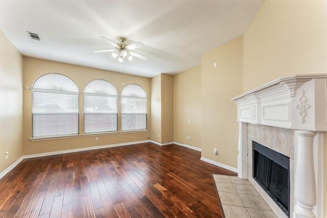 Building Photo - 2832 Bluffview Dr