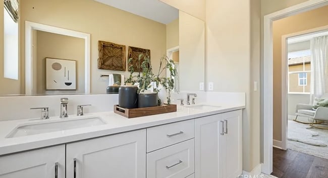 Building Photo - Newer 4BR Valencia Home in Solaire | Pool Community | Prime Location