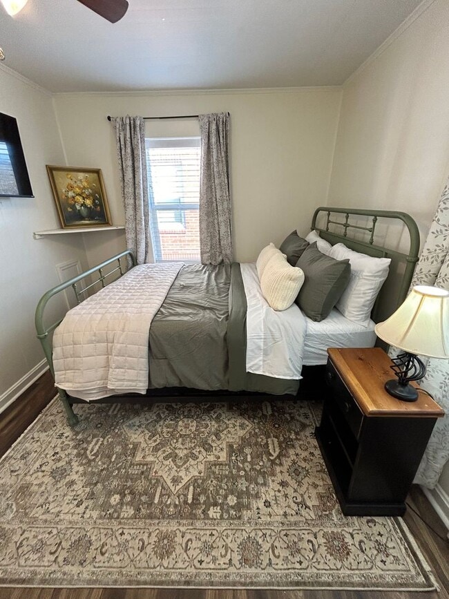 Building Photo - Furnished 2/2 House in Downtown Ellijay- $1,995